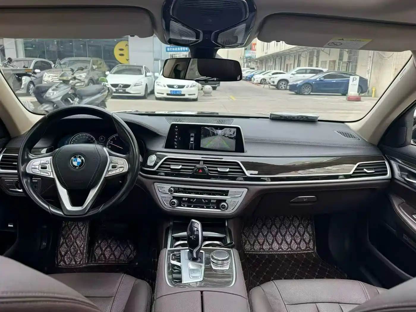 BMW 7 Series 2016 730Li Leading фото 4