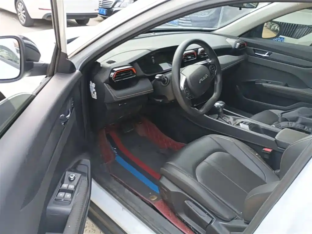 DONGFENG FENGSHEN YI HYUN