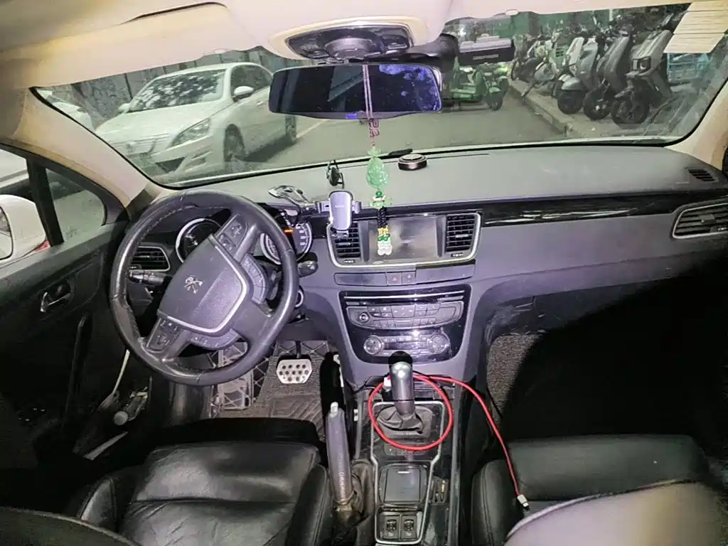 صورة 12 - Peugeot 508