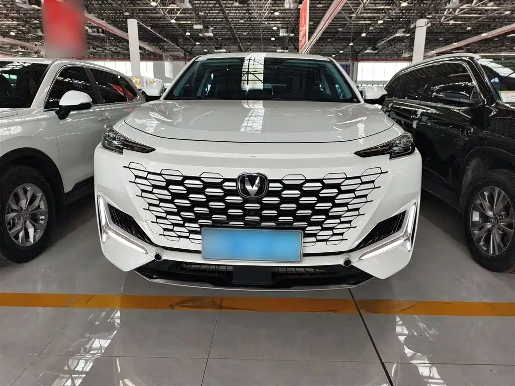 CHANGAN UNI-K