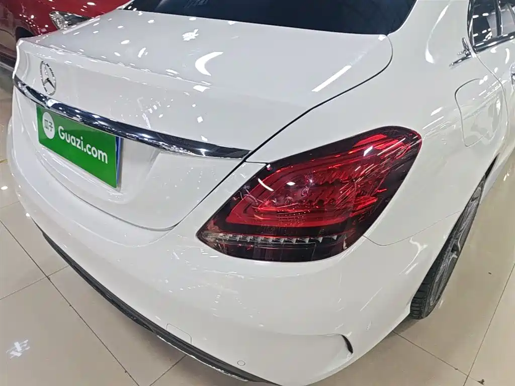 MERCEDES-BENZ CLASS C