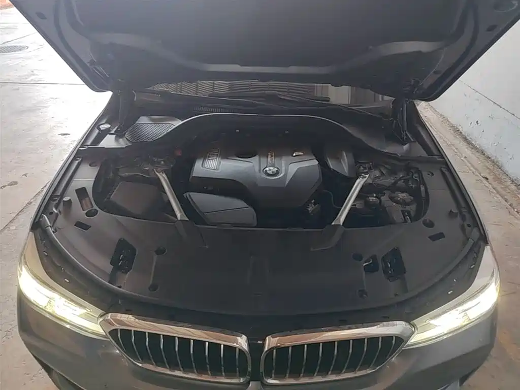 BMW 6 Series GT 2020 630i Luxury Design Package фото 20