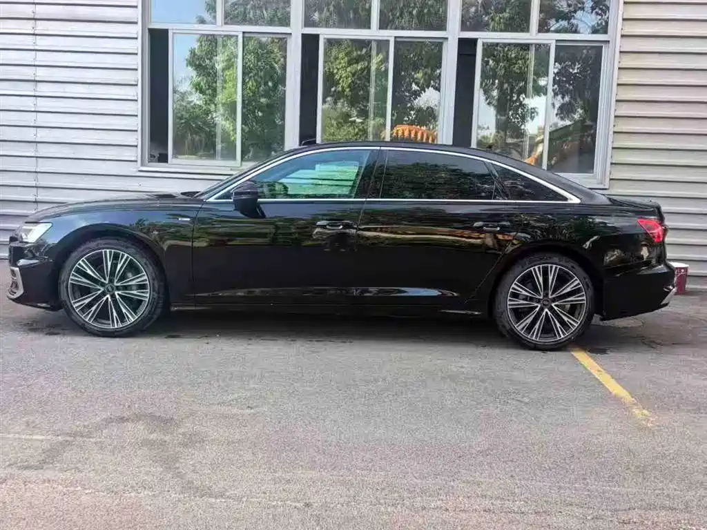 Audi A6L 2023 Facelift 45 TFSI quattro Premium Dynamic фото 7