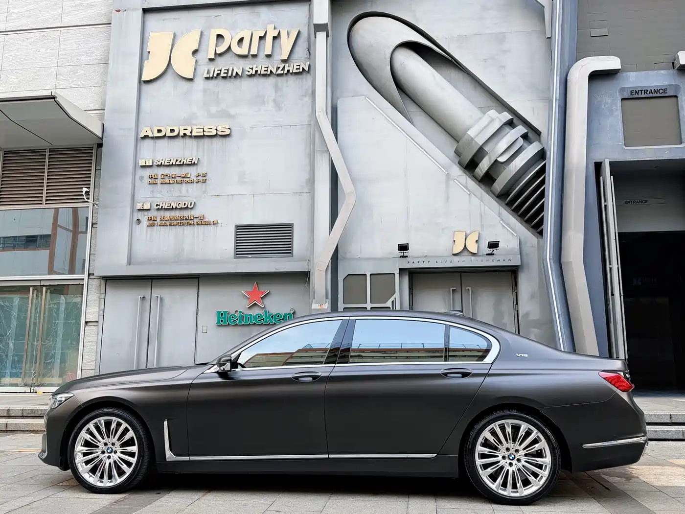BMW 7 Series 2019 M760Li xDrive V12 Sport Package фото 5