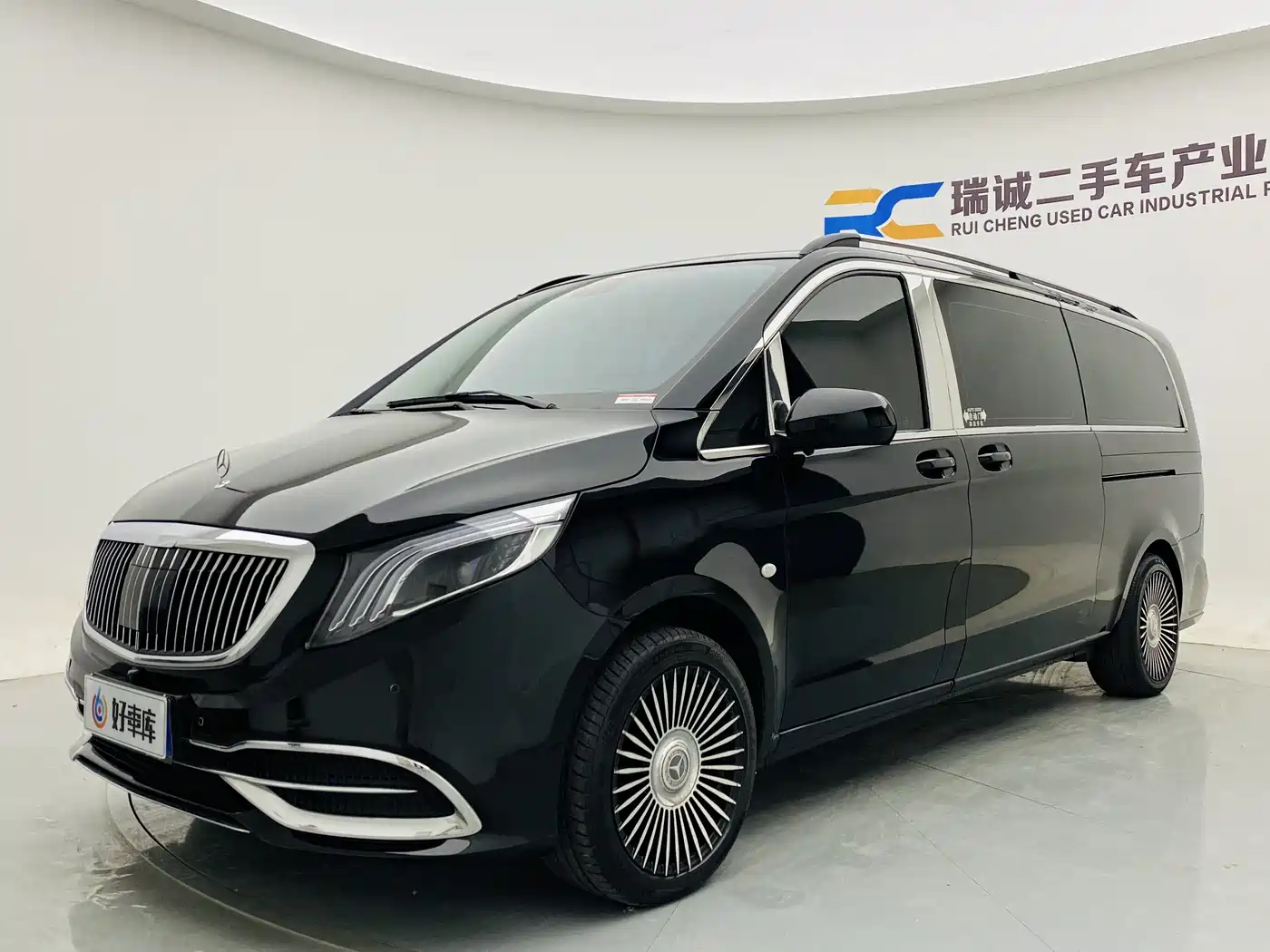 Mercedes-Benz Vito 2021 2.0T Business Edition 7-seater