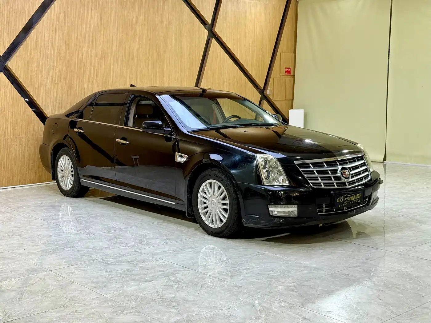 Cadillac SLS 2012 2.0T Comfort фото 3