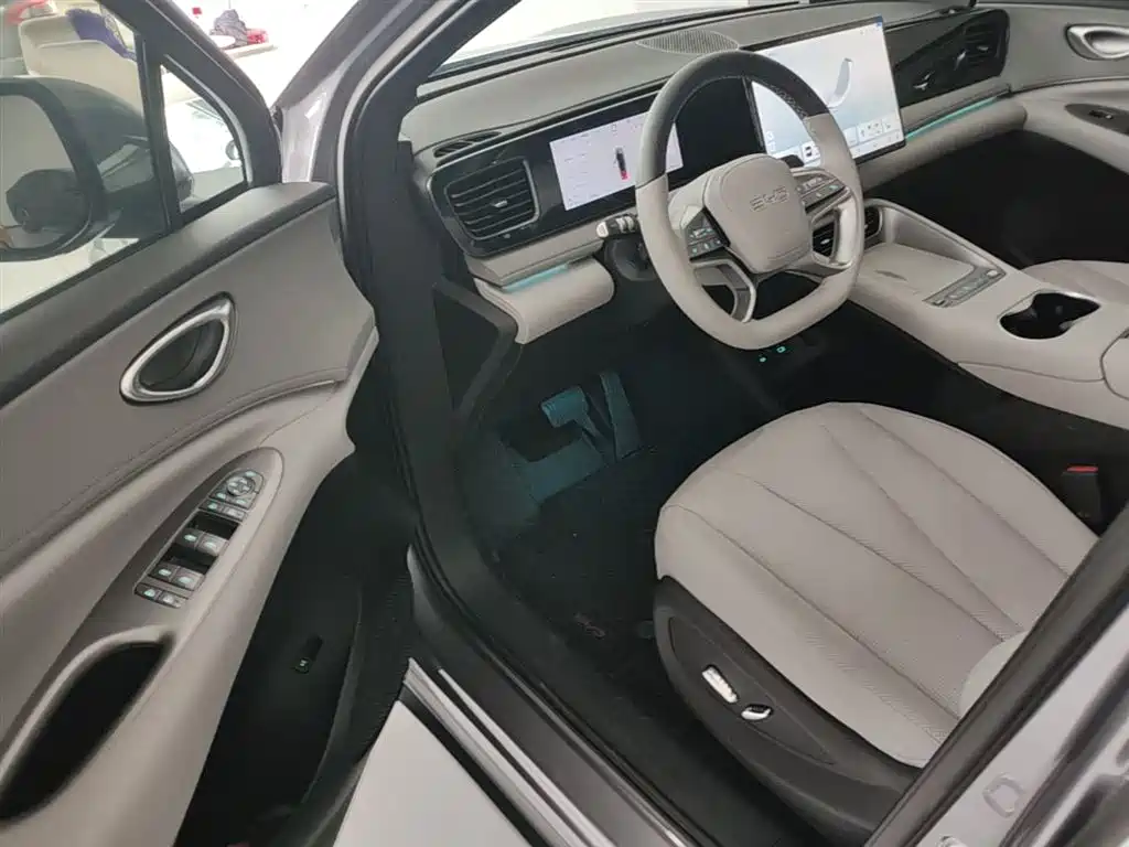 BYD Sealion 06 New Energy 2025 DM-i 170 Pilot Pro Edition фото 16