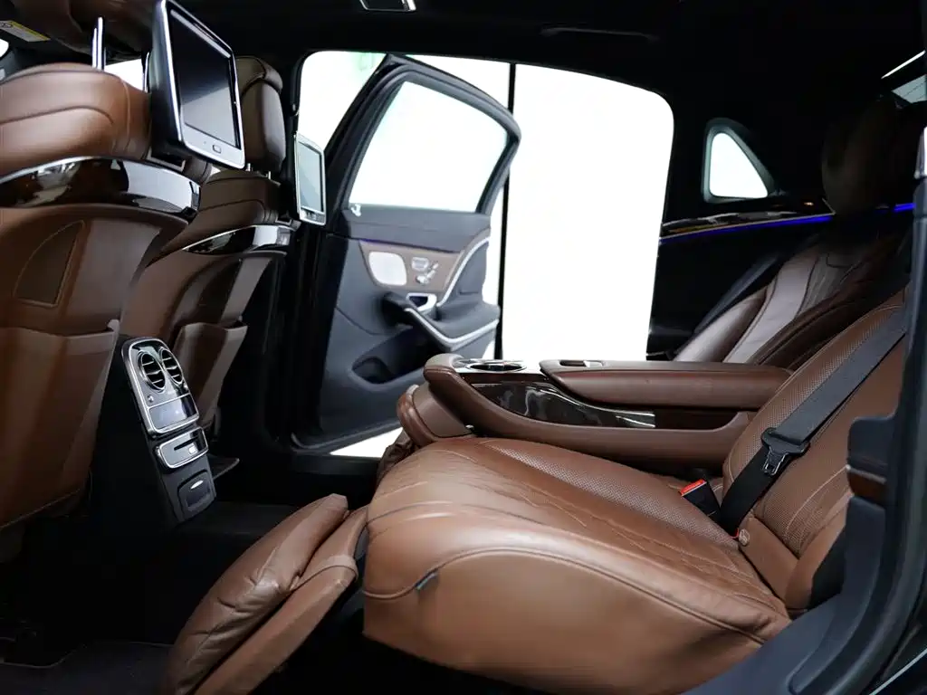Mercedes-Benz Maybach S-Class 2016 S 400 4MATIC фото 33