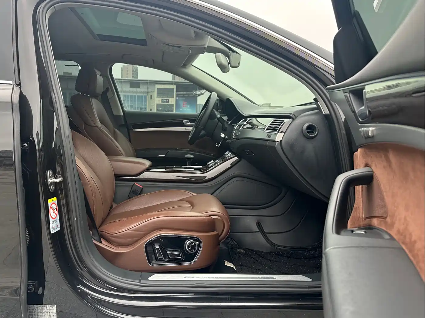 Audi A8 2014 A8L 45 TFSI quattro Luxury фото 21