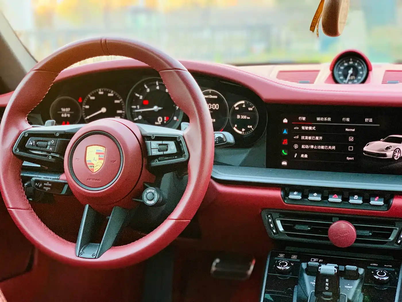 Porsche 911 2023 Carrera 3.0T фото 8
