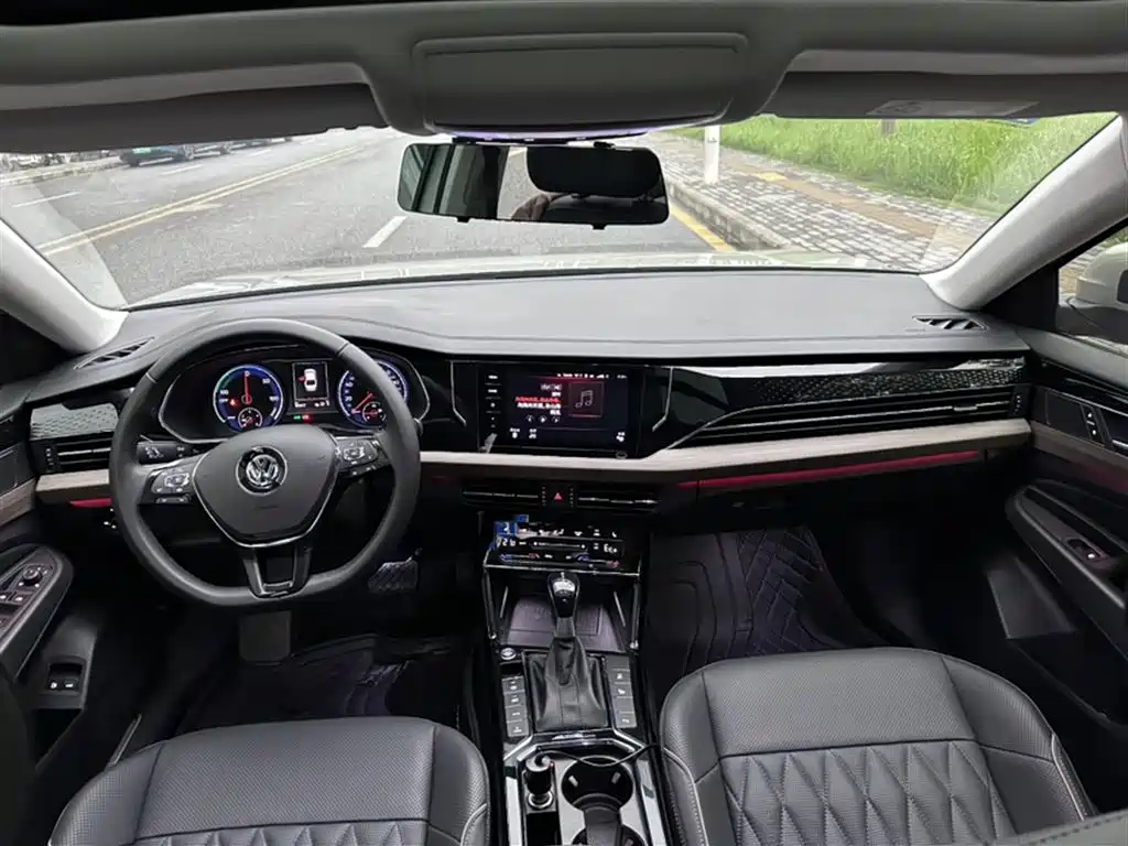 Volkswagen Passat New Energy 2020 430PHEV Hybrid Luxury (China VI) фото 13
