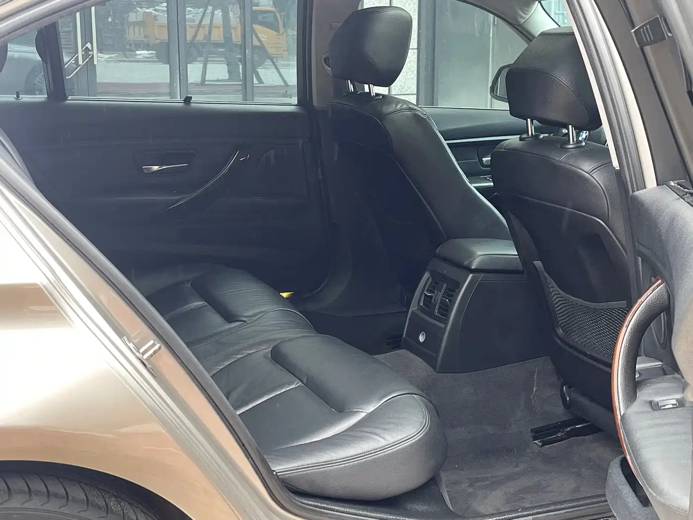 Photo 10 - BMW 3 Series