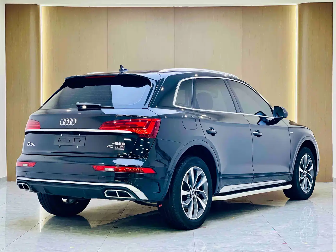 Audi Q5L 2021 40 TFSI Luxury Dynamic фото 3