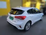 Photo 4 - Ford Focus