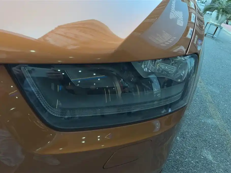 Audi Q3 2015 35 TFSI Millionth Anniversary Intelligent Leader фото 5
