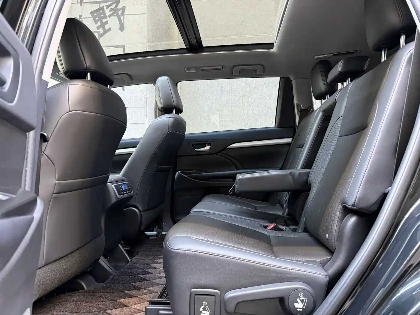 Toyota Highlander 2018 2.0T 4WD Luxury 7-seater (China V) фото 7