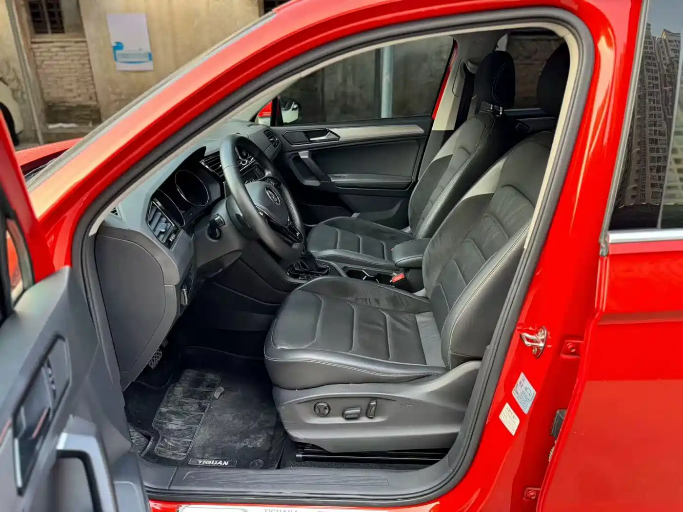 Volkswagen Tiguan L 2017 330TSI Automatic 2WD Comfort Edition фото 3