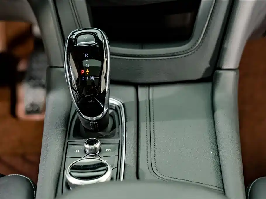 Cadillac XT6 2022 2.0T 6-Seater 4WD Luxury Edition фото 15