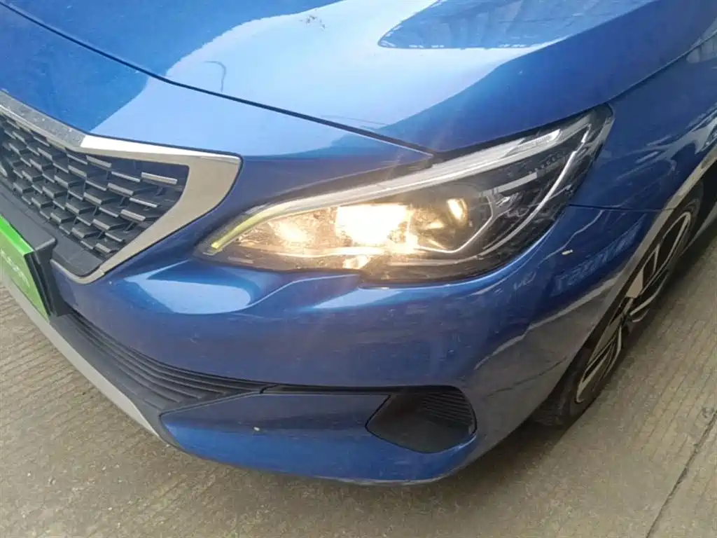 Peugeot 408 2019 350THP Automatic Luxury Edition China V фото 24