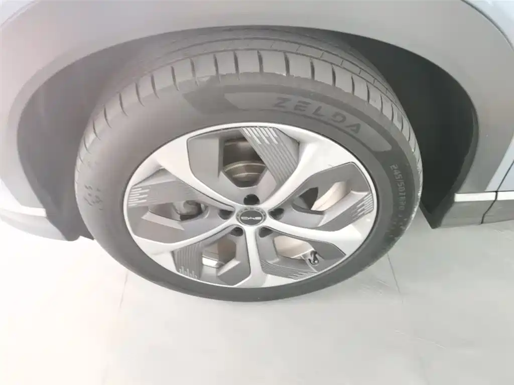 BYD Frigate 07 2023 DM-i 100KM Premium фото 23
