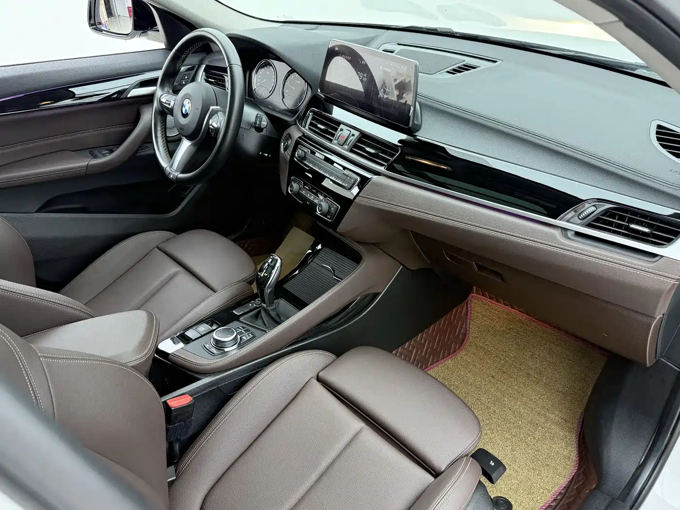 BMW X2 2023 sDrive25i M Sport Shadow Edition фото 14