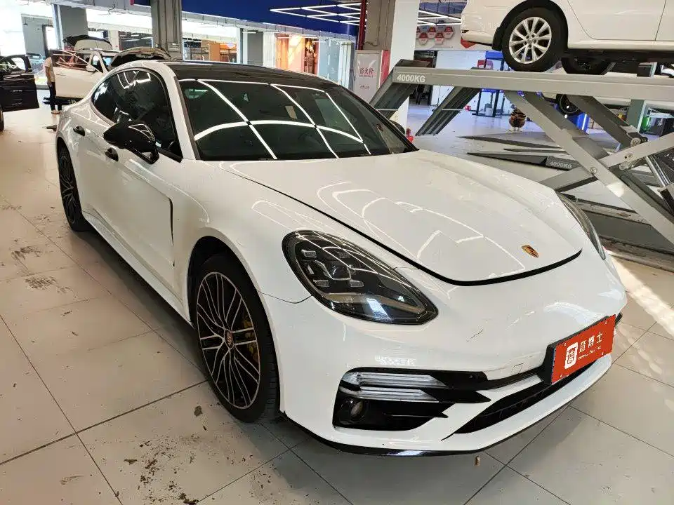 Porsche Panamera 2017 Panamera 3.0T фото 2