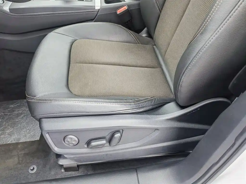 Audi Q5L 2020 Facelift 40 TFSI Honor Progressive фото 20