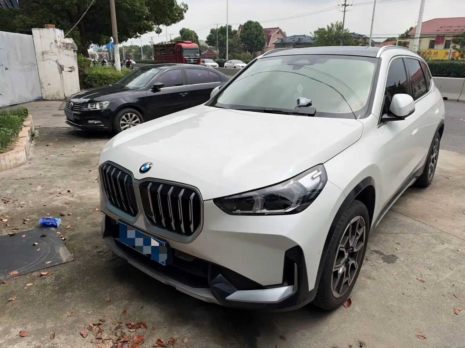 صورة 3 - BMW X1