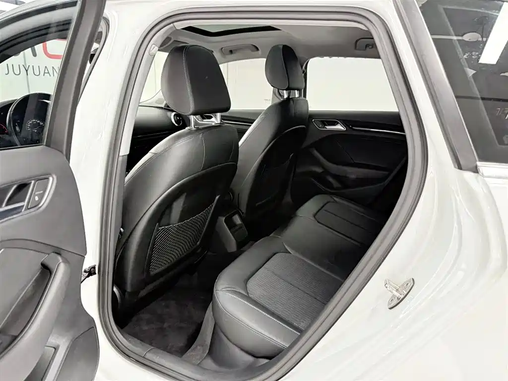 Audi A3 2019 Sportback 35 TFSI Fashion China VI фото 10