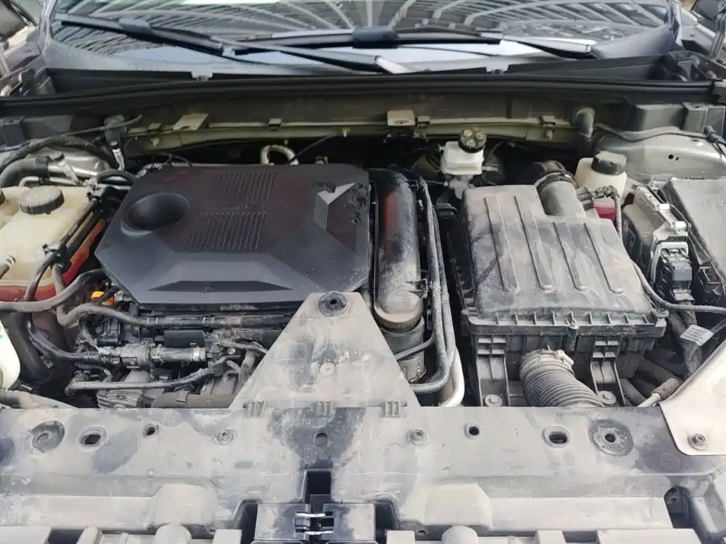 ROEWE RX5 NEW ENERGY