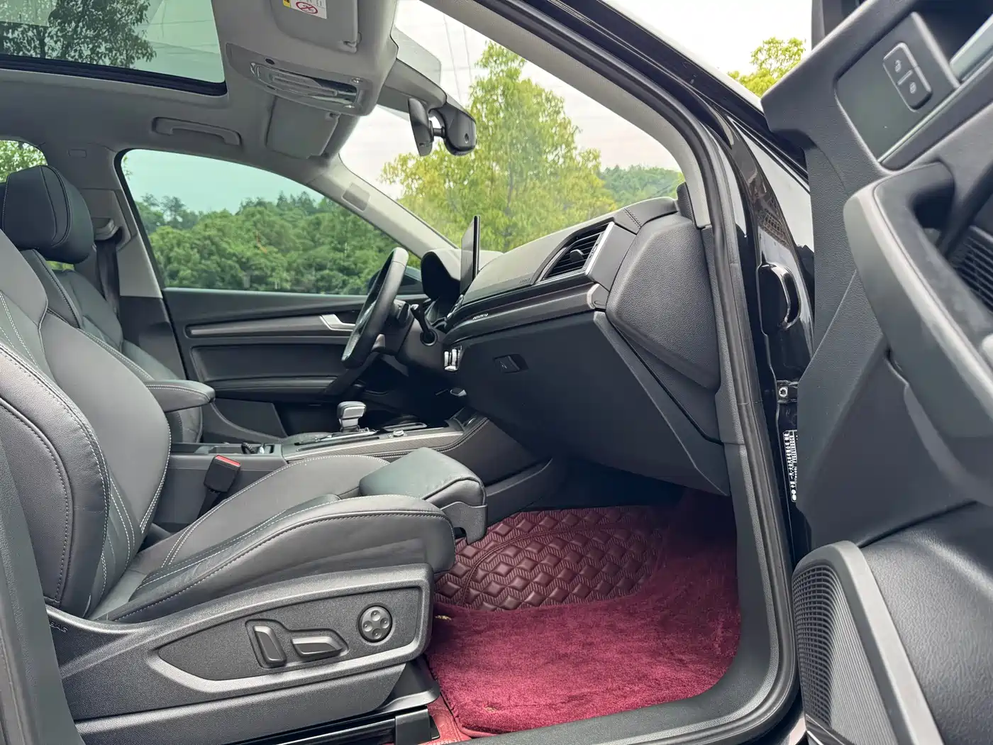 Audi Q5L 2023 45T Luxury Dynamic фото 16