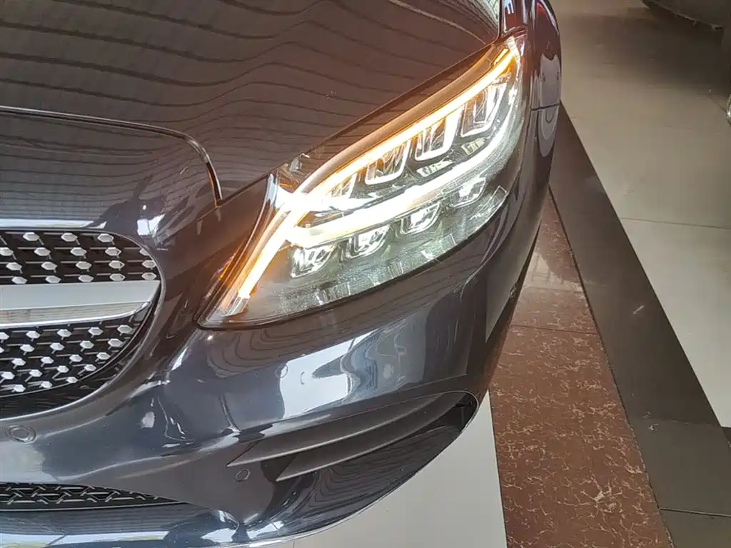 Mercedes-Benz C-Class 2019 Facelift C 260 L Sport фото 24