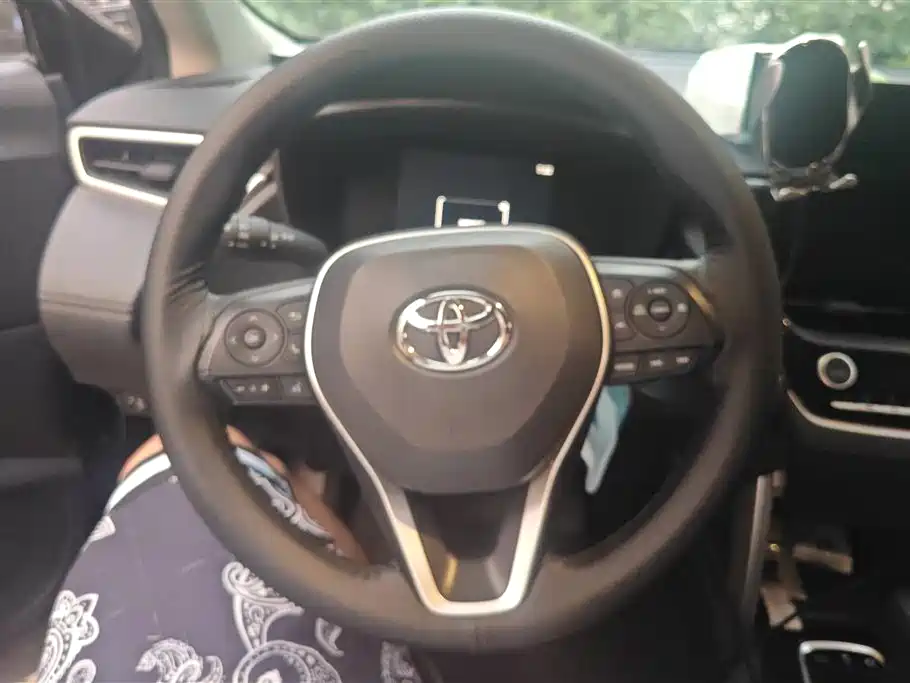 Toyota Frontlander 2024 2.0L Smart Hybrid Dual Engine Leading Edition фото 15