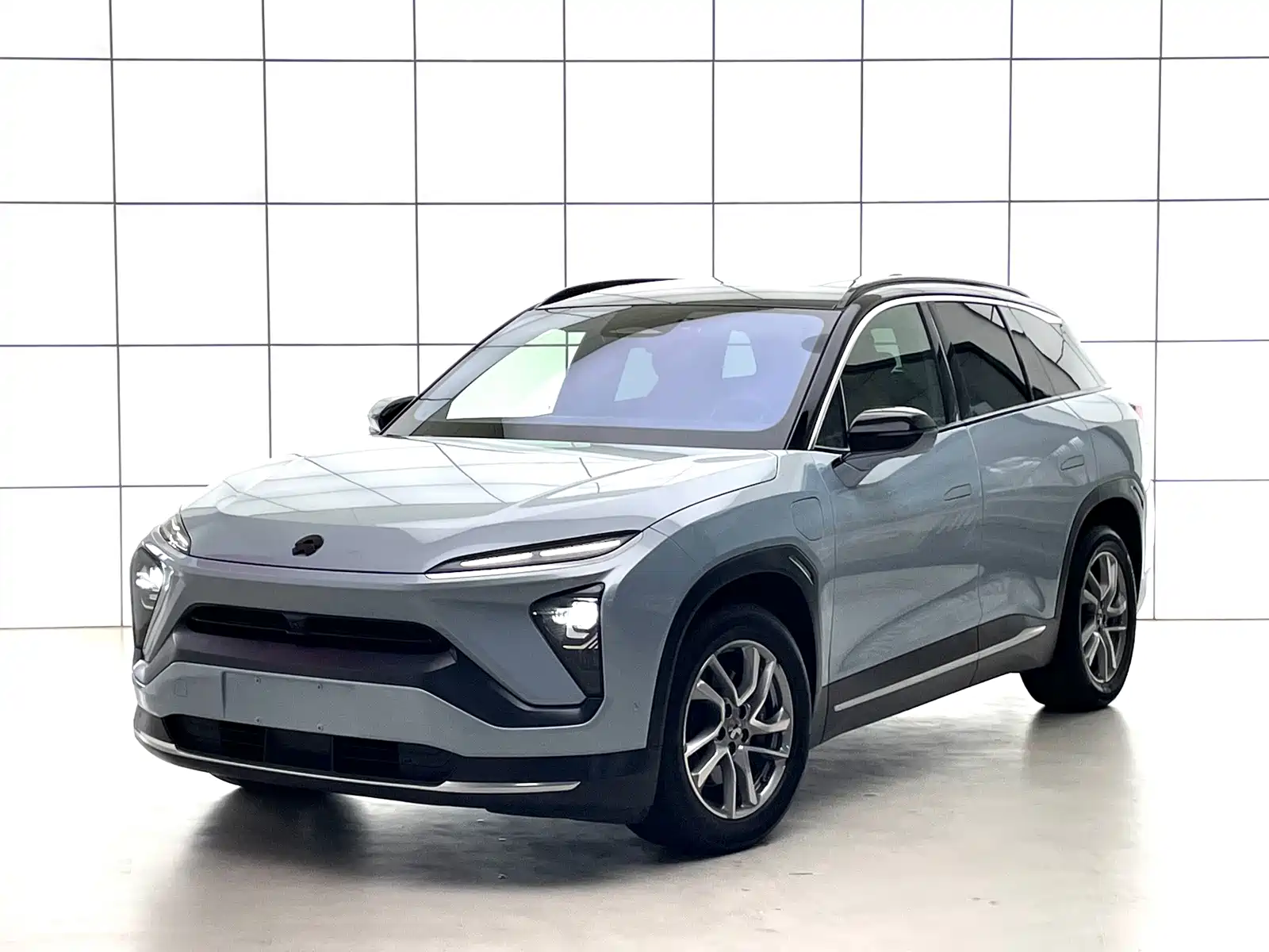 Фото 1 - NIO ES6