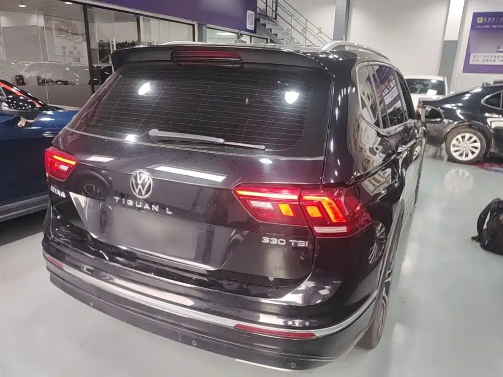 Volkswagen Tiguan L 2021 330TSI Automatic 2WD R-Line Premium фото 7