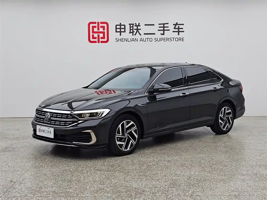 Volkswagen Sagitar 2023 300TSI DSG Surpassing Edition