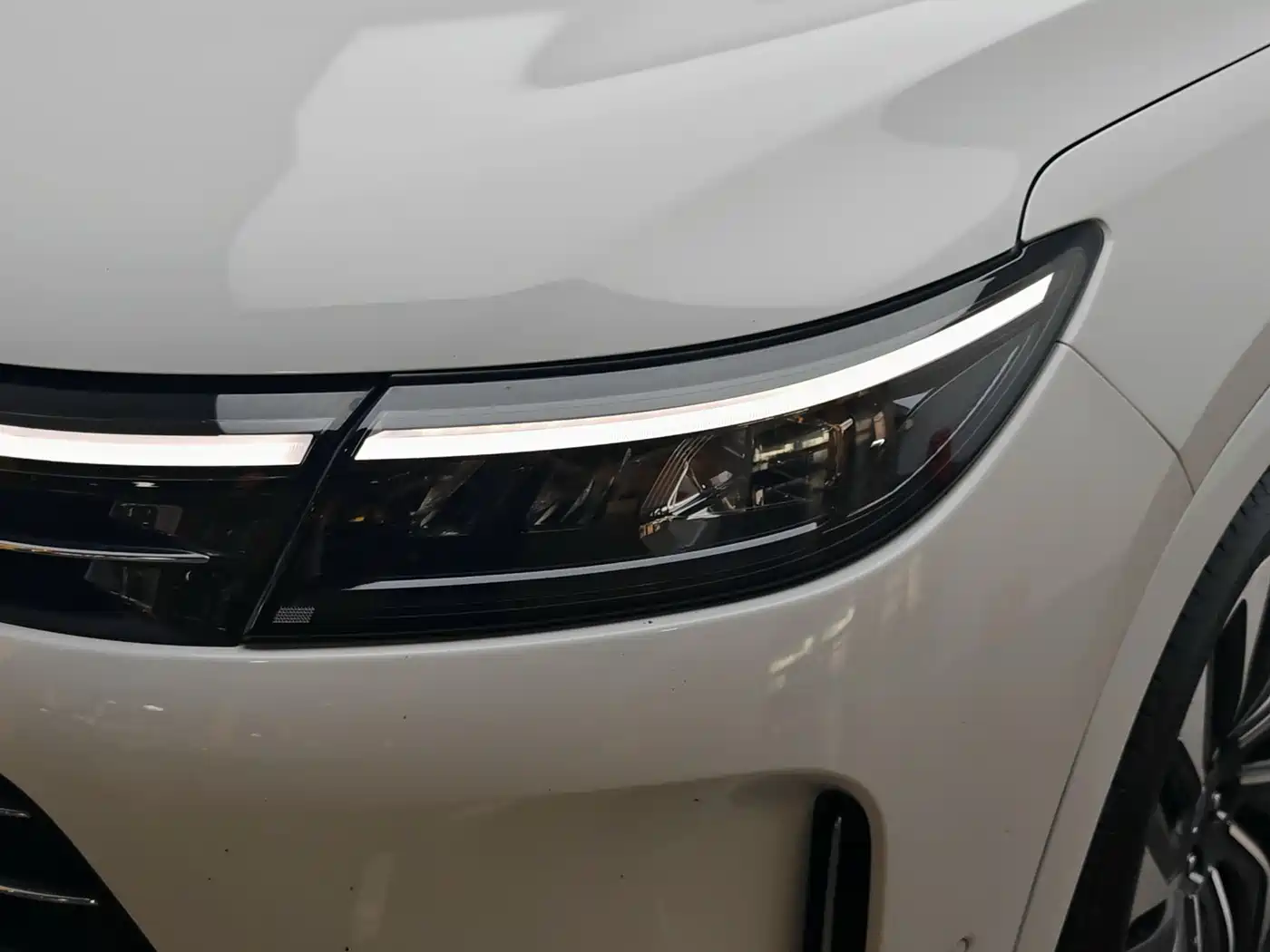 AITO Wenjie AITO M7 2022 1.5T AWD Luxury Edition фото 9