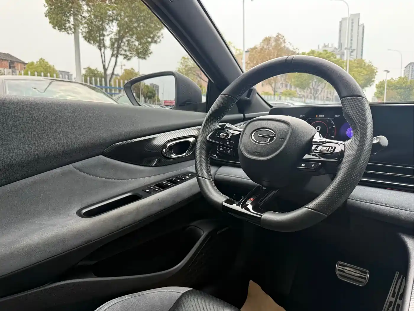 GAC Trumpchi Trumpchi Emkoo 2023 400T Auto R MAX фото 10