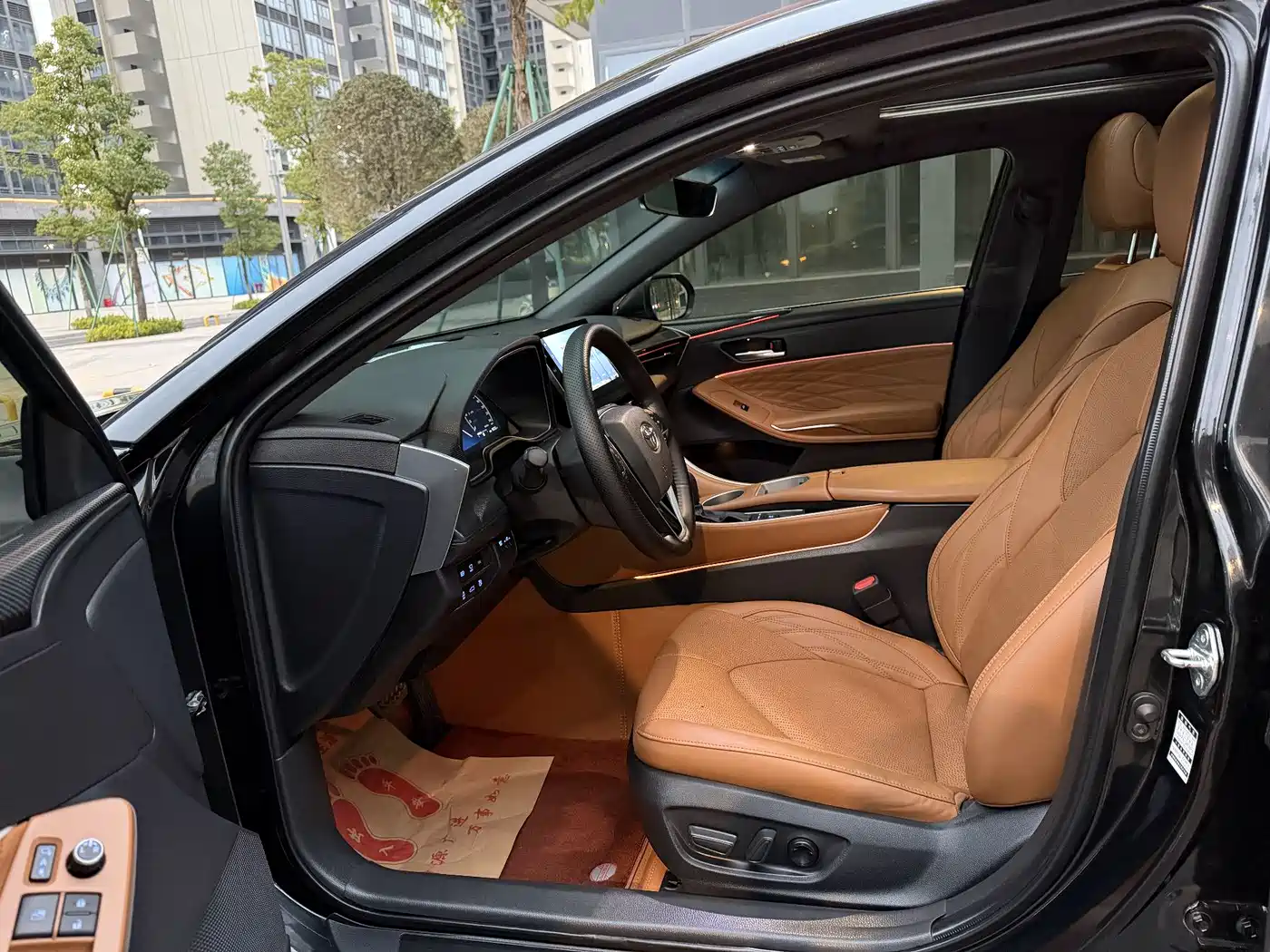 Toyota Avalon 2022 Hybrid 2.5L XLE Premium Edition фото 7