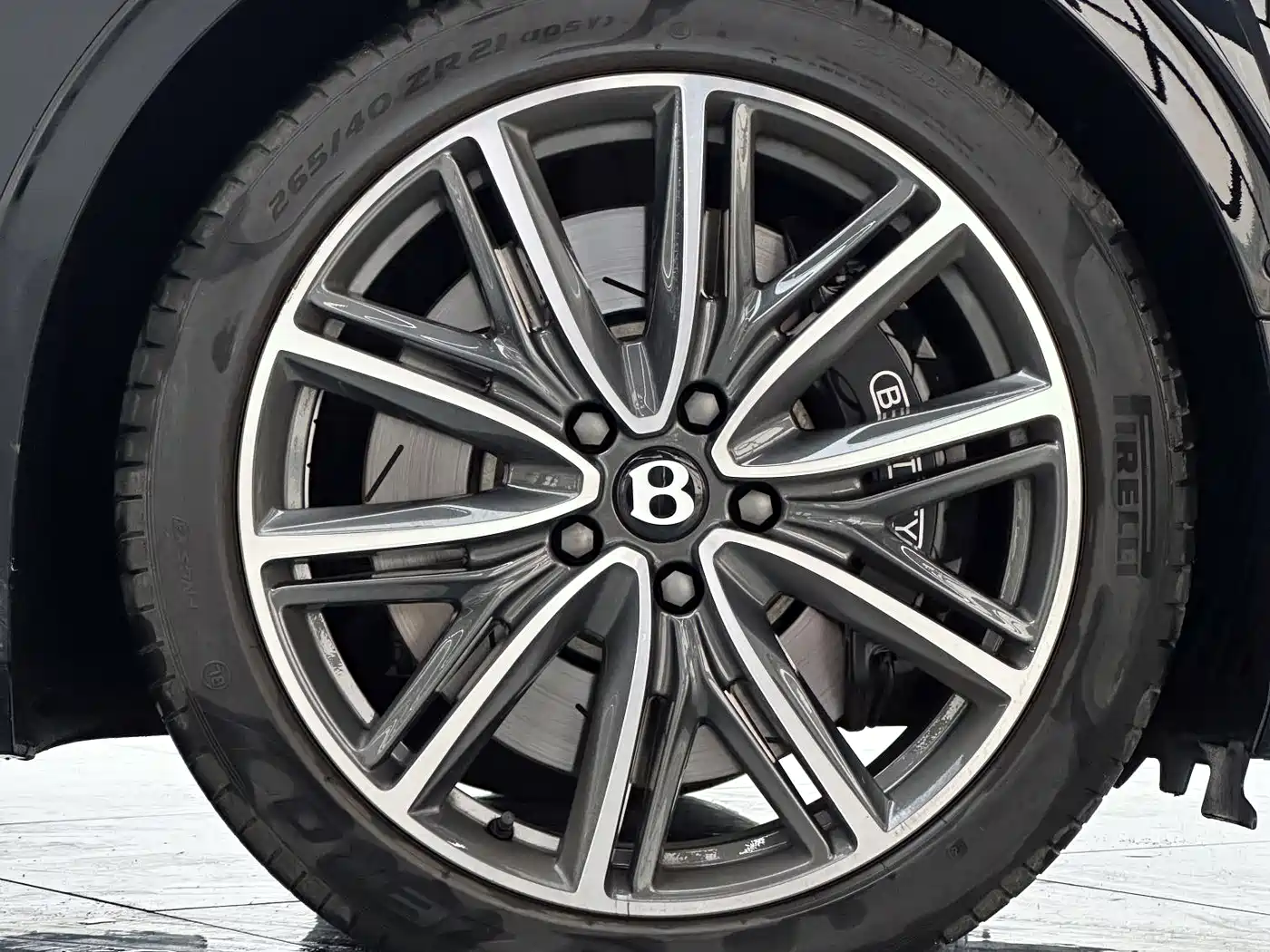 BENTLEY FLYING SPUR PLUG IN HYBRID