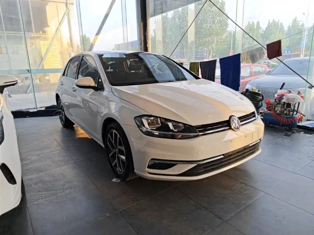 Volkswagen Golf 2020 280TSI DSG Comfort фото 4