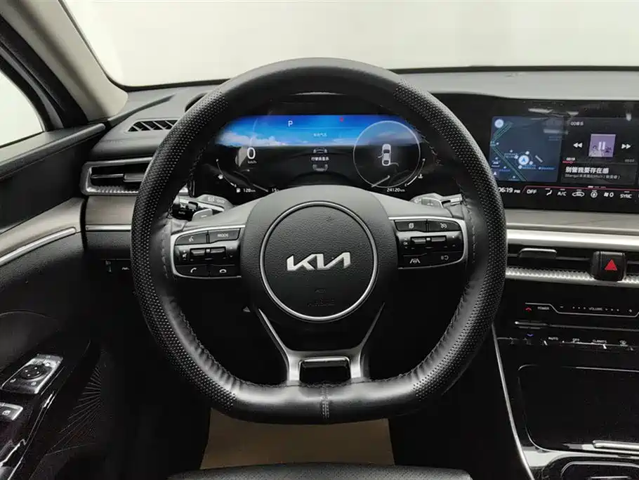 Kia K5 2021 270T CVVD Renewal Edition фото 15