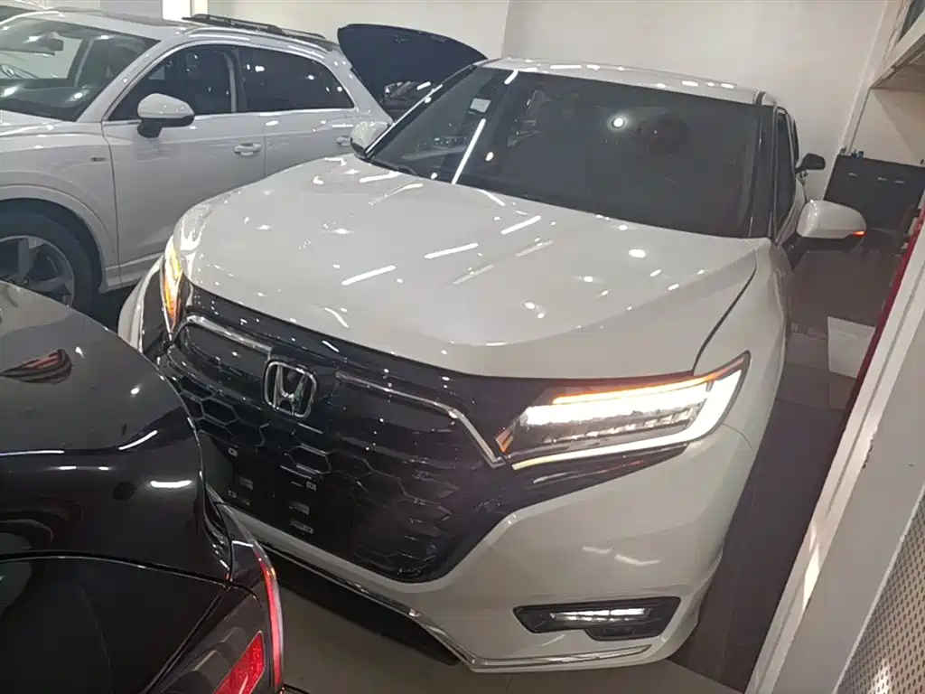Honda UR-V 2020 240TURBO 2WD Elegance Edition