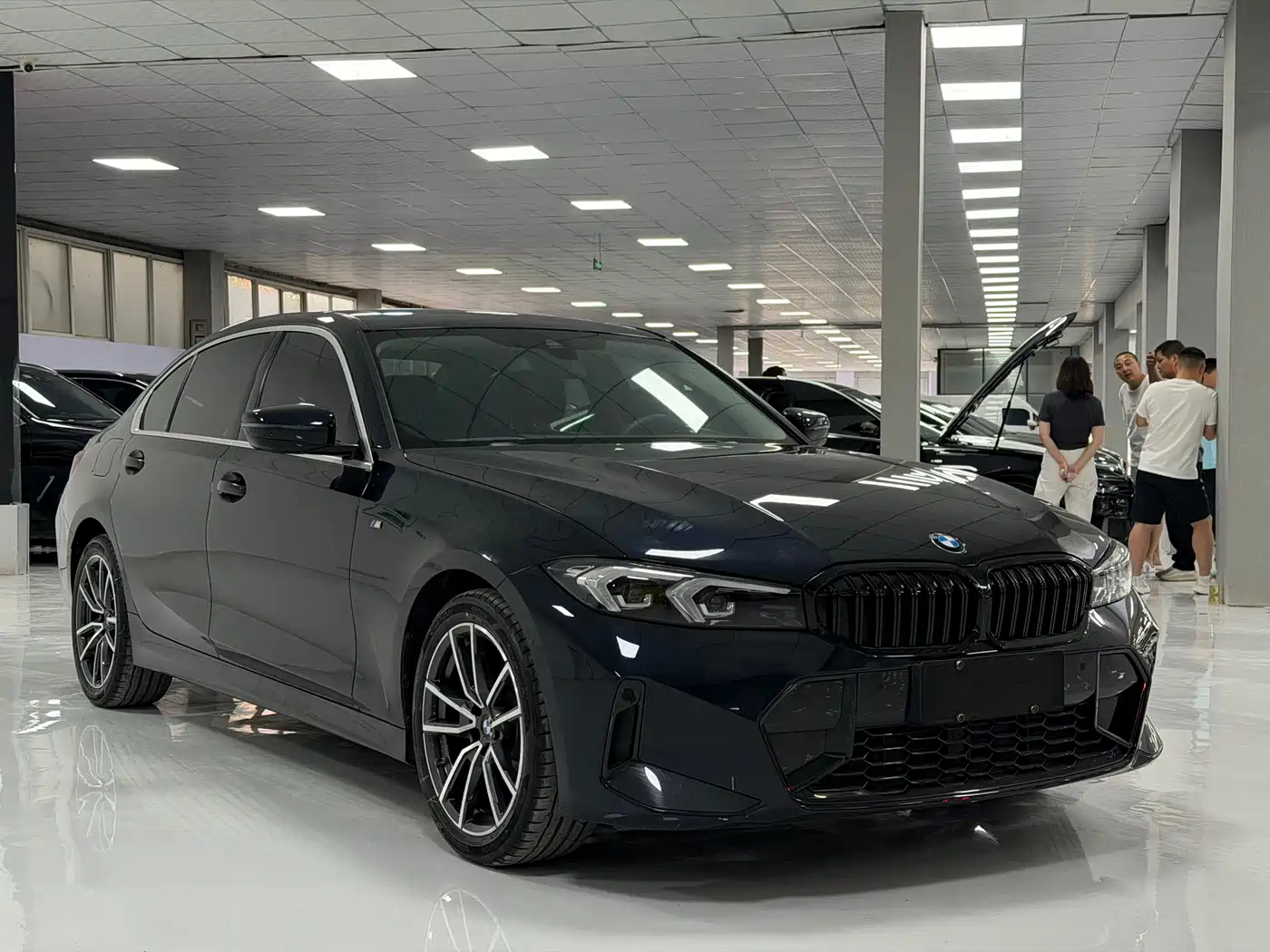 BMW 3 Series 2024 325Li M Sport Package фото 3