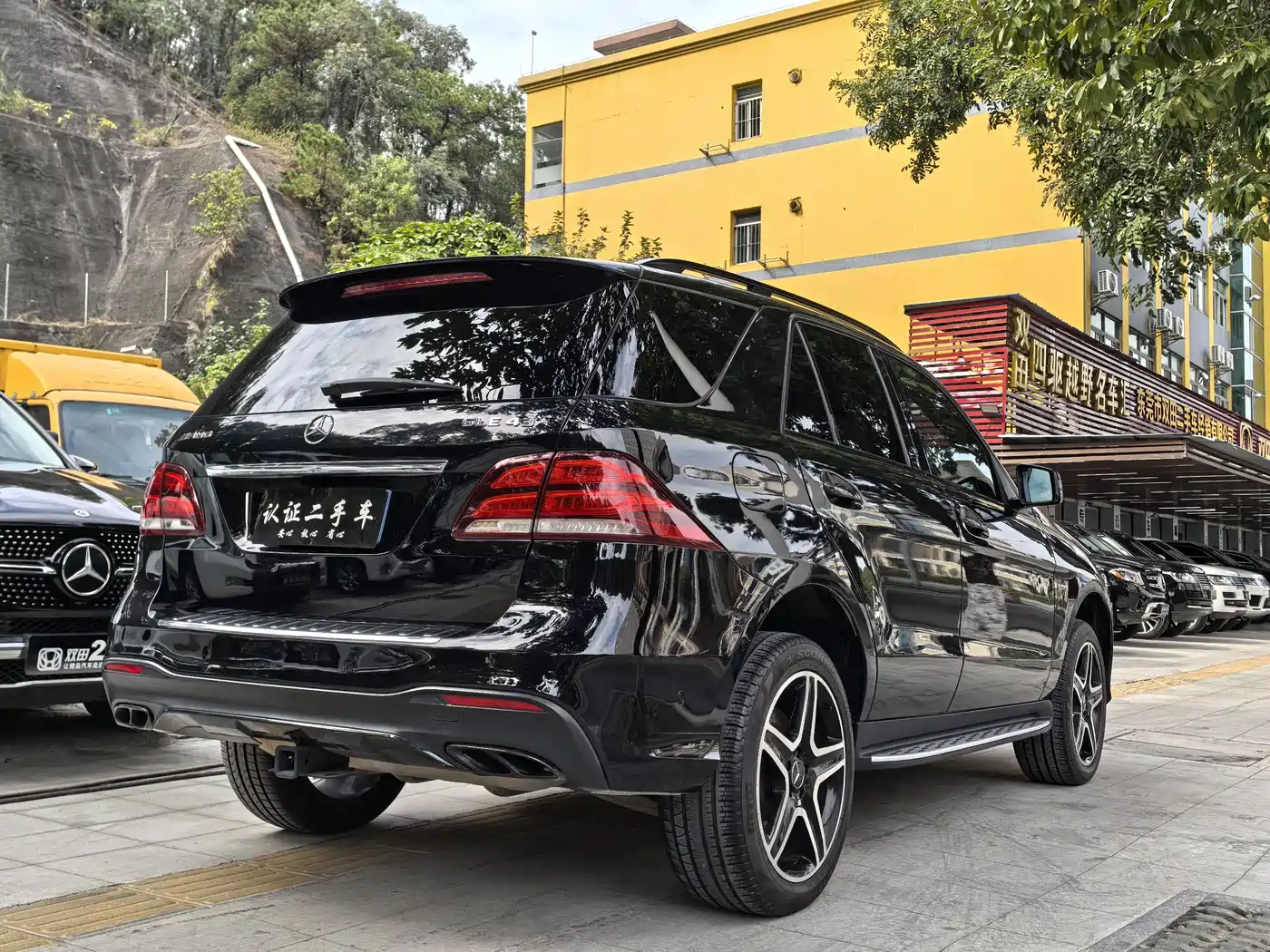 Mercedes-Benz GLE AMG 2017 AMG GLE 43 4MATIC фото 5