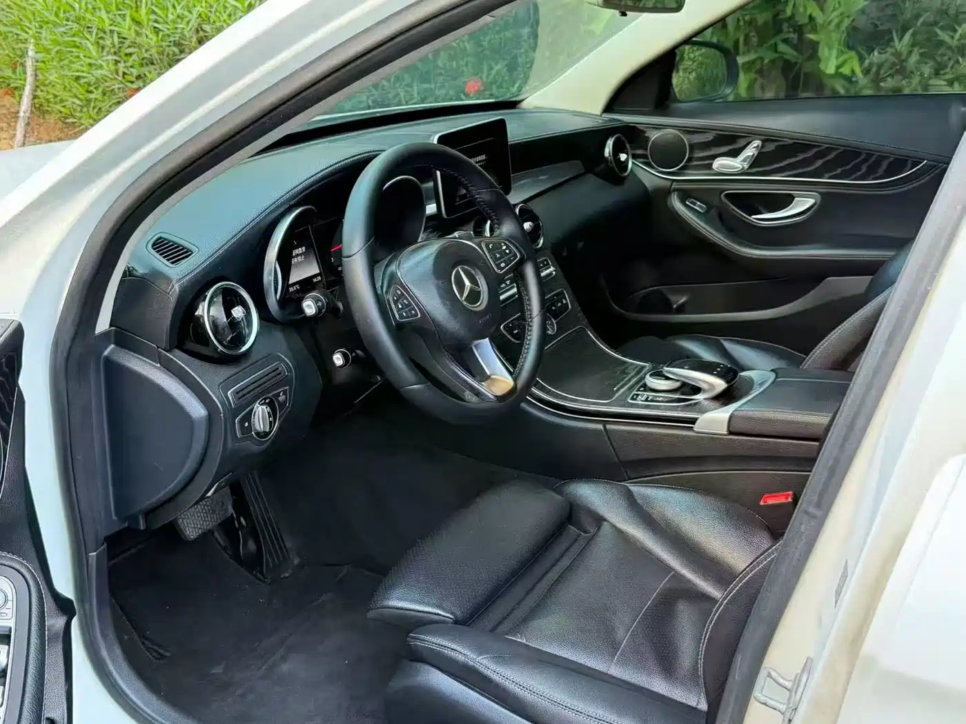 Mercedes-Benz C-Class 2015 C 180 L Sport фото 4