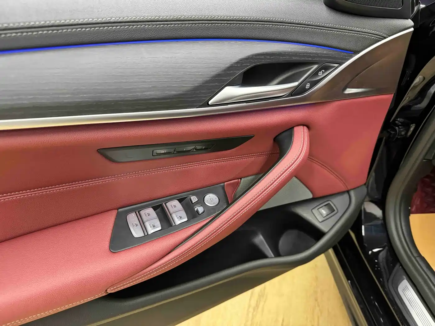 BMW 5 Series 2022 Facelift 530Li Leading M Sport Package фото 9