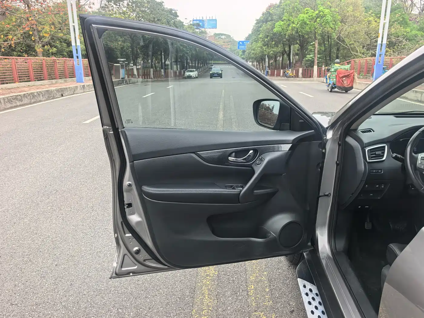 Photo 13 - Nissan X-Trail