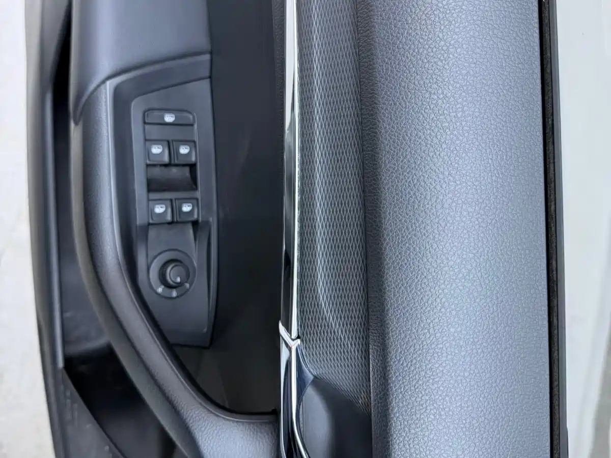 Škoda Kamiq 2022 1.5L Automatic Comfort Edition фото 4