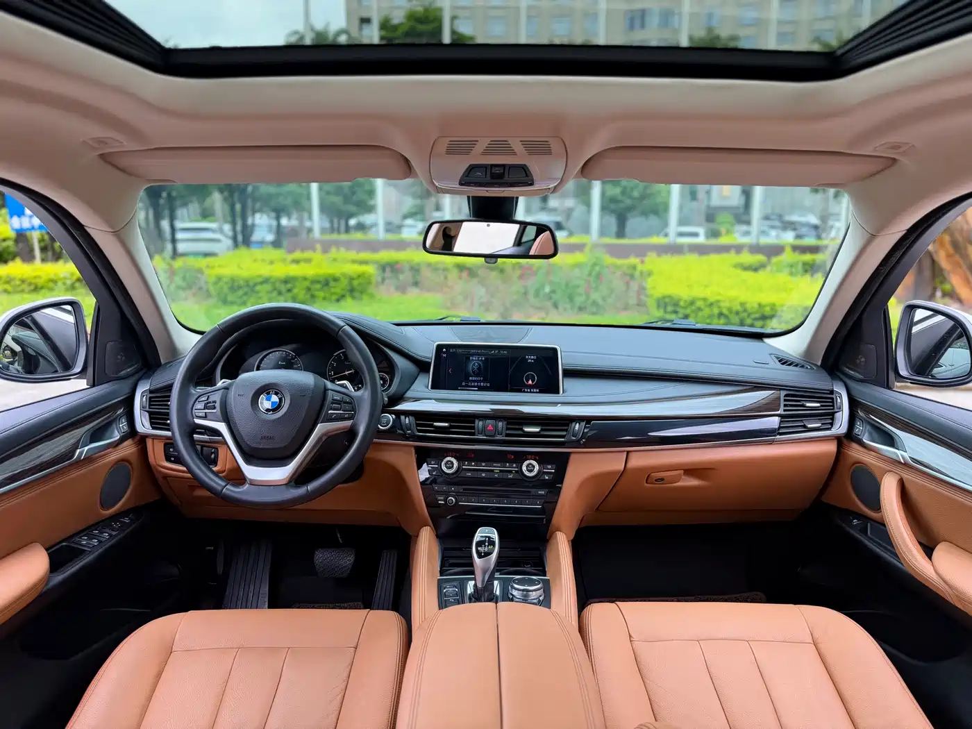 BMW X6 2015 xDrive35i Luxury Model фото 16